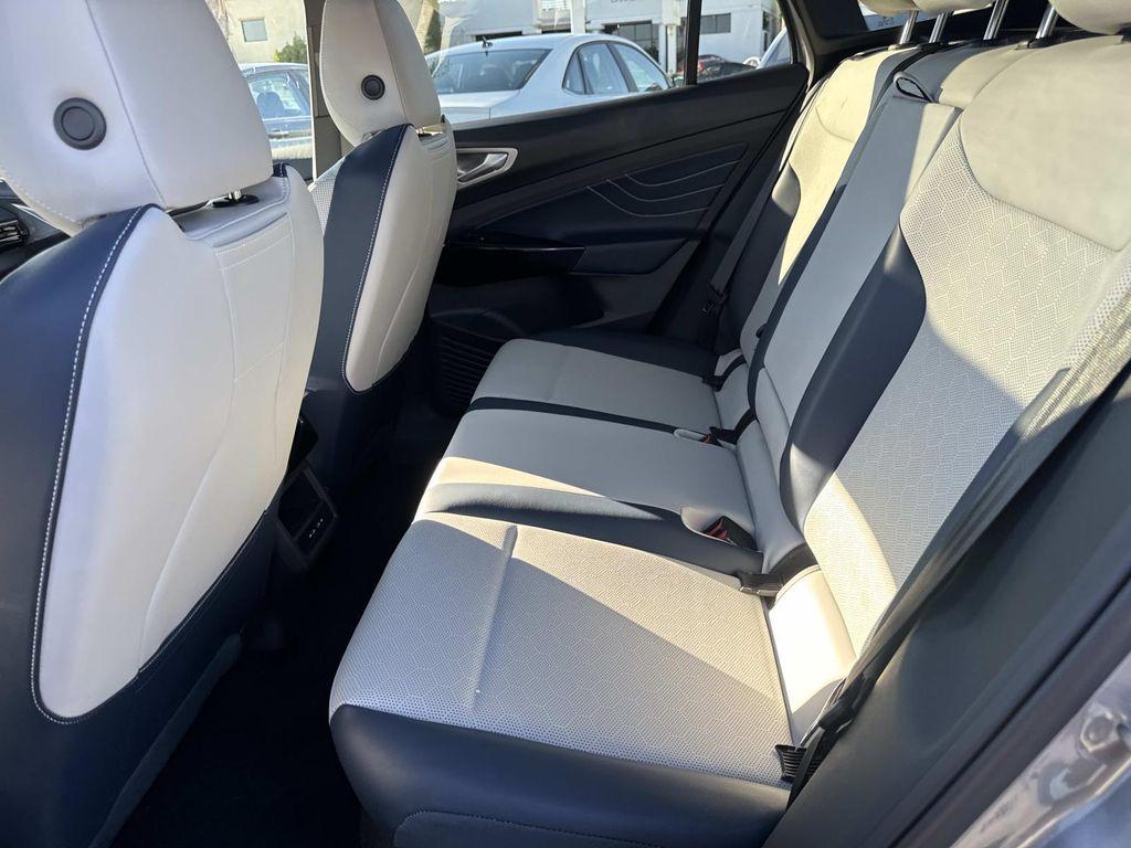 new 2025 Volkswagen ID.4 car, priced at $56,271