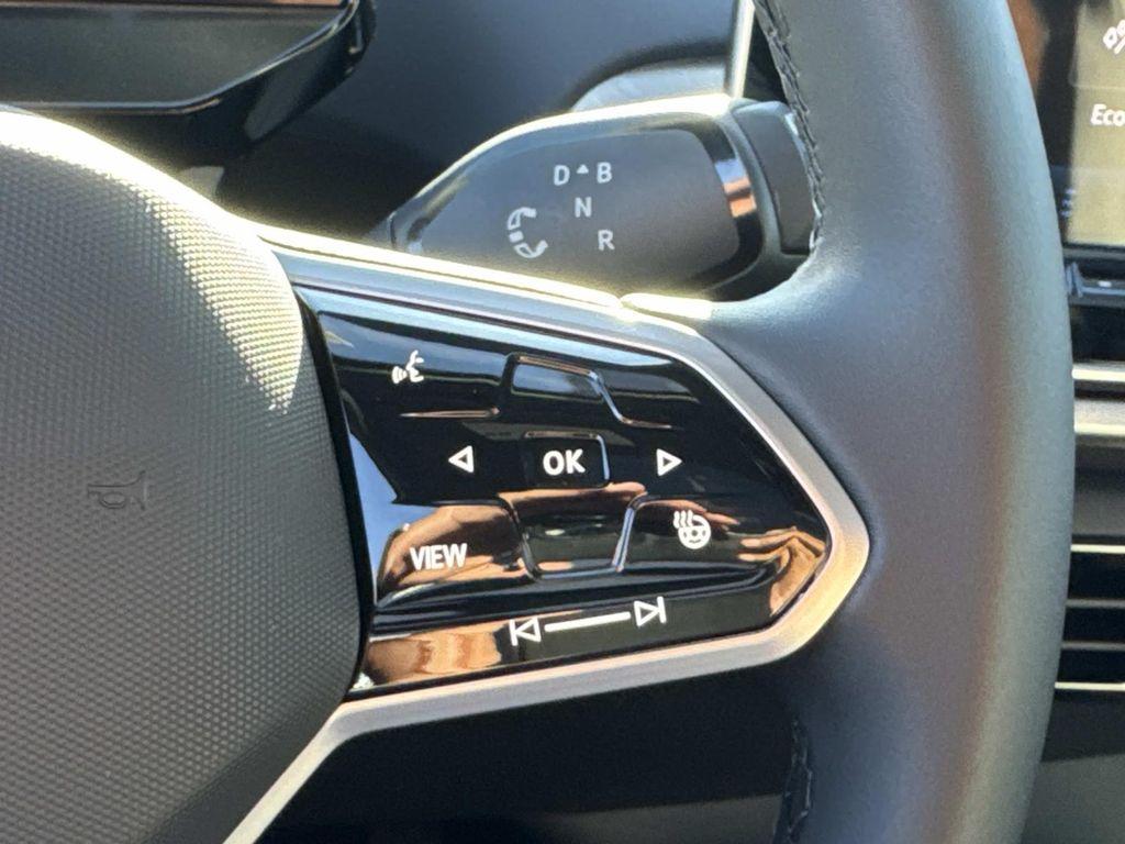 new 2025 Volkswagen ID.4 car, priced at $56,271