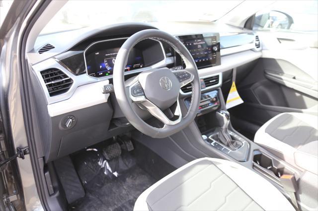new 2025 Volkswagen Taos car