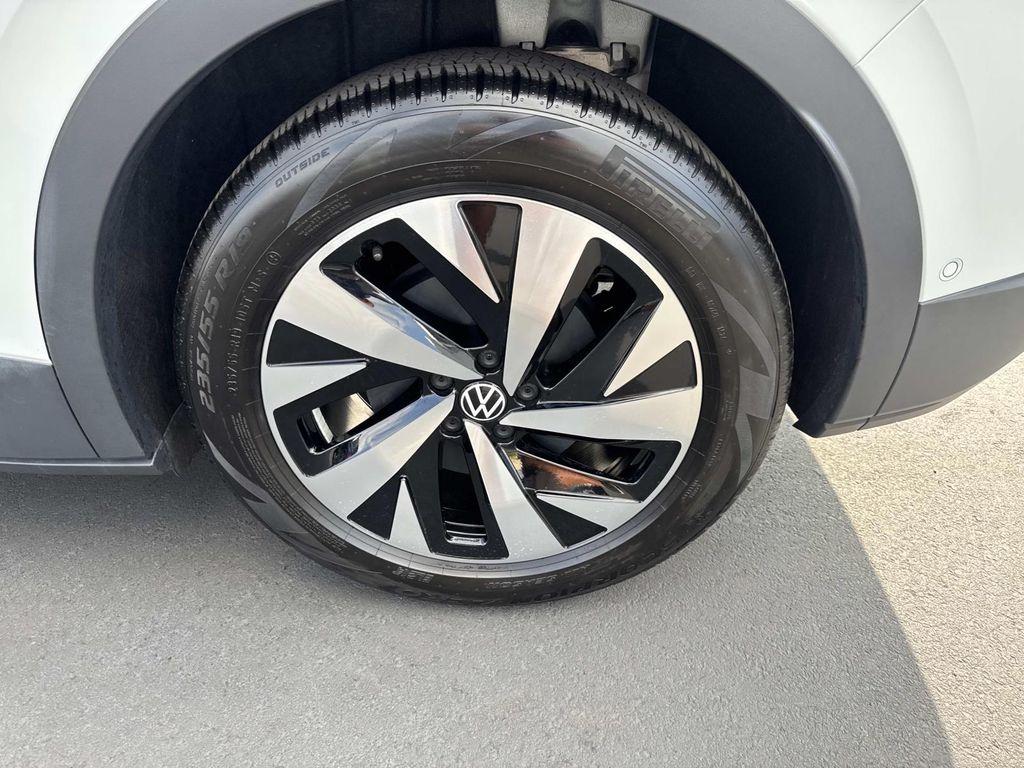 used 2024 Volkswagen ID.4 car, priced at $23,500