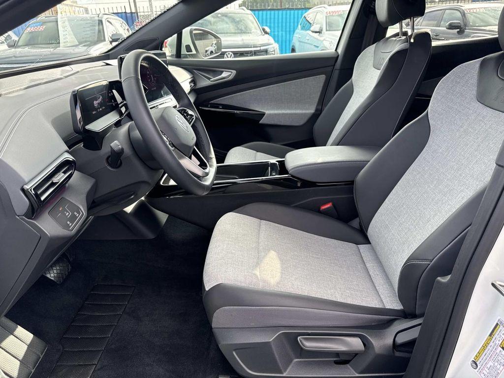used 2024 Volkswagen ID.4 car, priced at $23,500