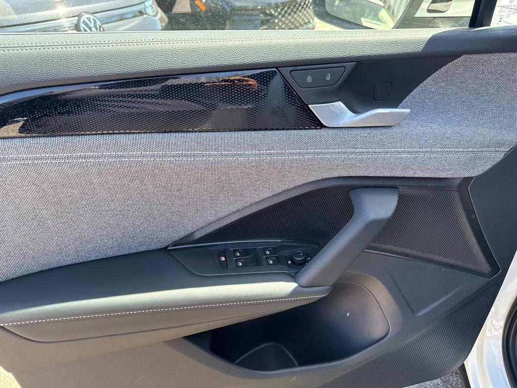 new 2025 Volkswagen Tiguan car, priced at $32,271