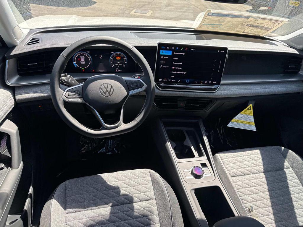 new 2025 Volkswagen Tiguan car, priced at $32,271