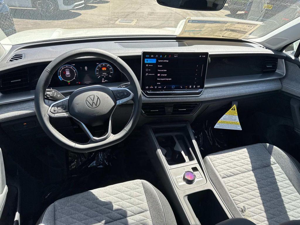 new 2025 Volkswagen Tiguan car, priced at $32,271