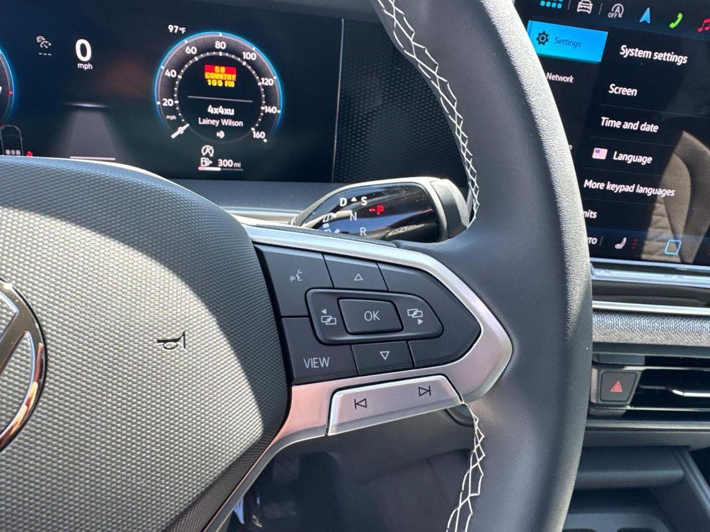 new 2025 Volkswagen Tiguan car, priced at $32,271