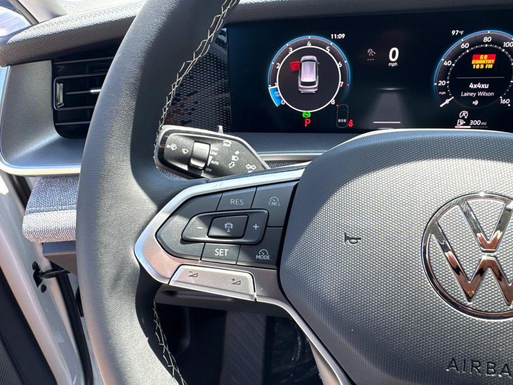 new 2025 Volkswagen Tiguan car, priced at $32,271