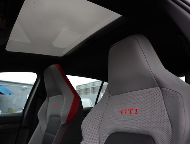 new 2024 Volkswagen Golf GTI car