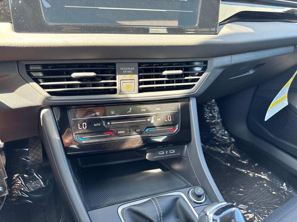 new 2025 Volkswagen Jetta car, priced at $23,500