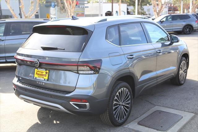new 2025 Volkswagen Taos car