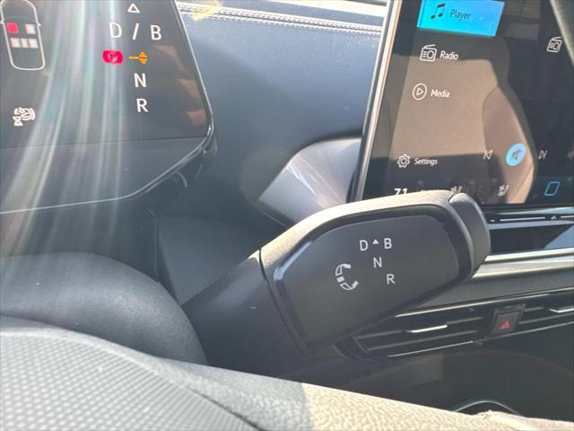 new 2025 Volkswagen ID.4 car, priced at $57,401