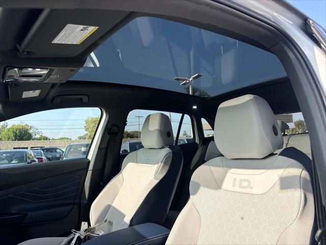 new 2025 Volkswagen ID.4 car, priced at $57,401