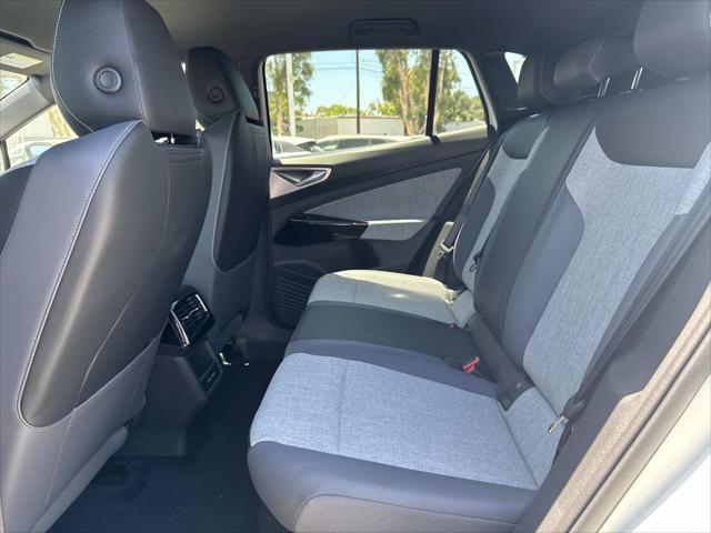 new 2025 Volkswagen ID.4 car, priced at $49,998