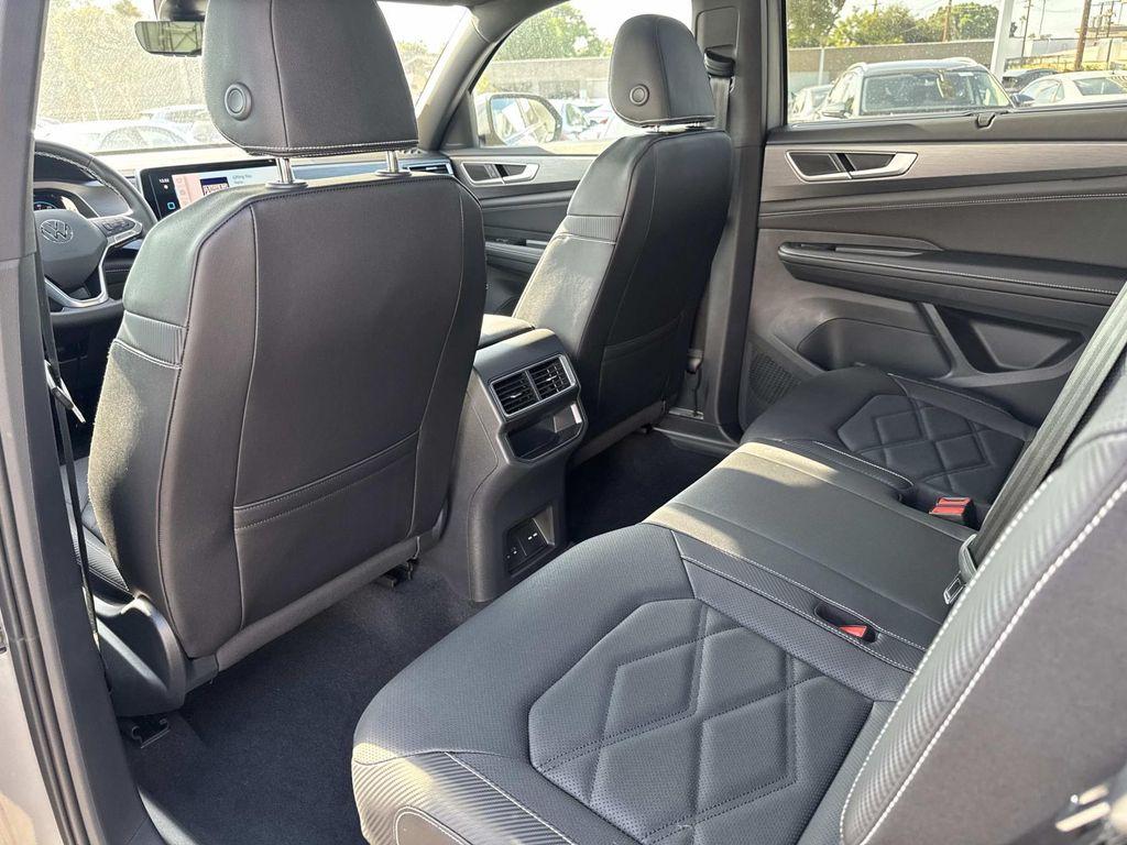 new 2026 Volkswagen Atlas Cross Sport car, priced at $46,362