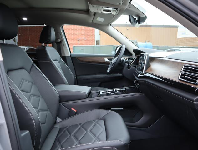 new 2025 Volkswagen Atlas car