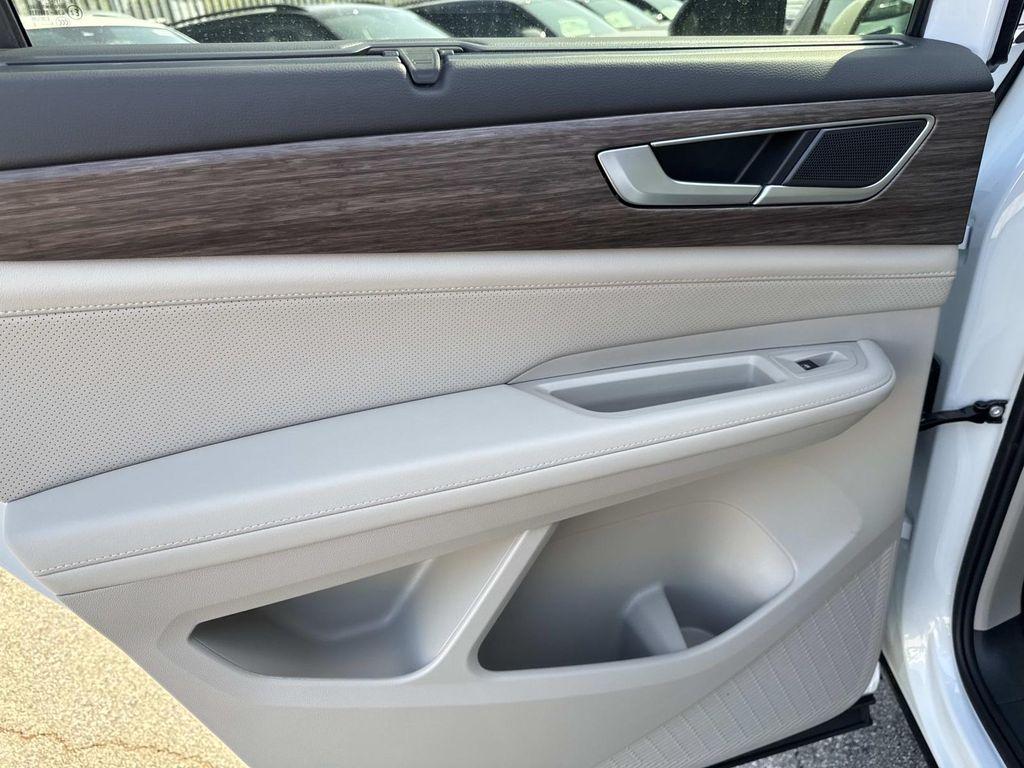 new 2026 Volkswagen Atlas car, priced at $52,813
