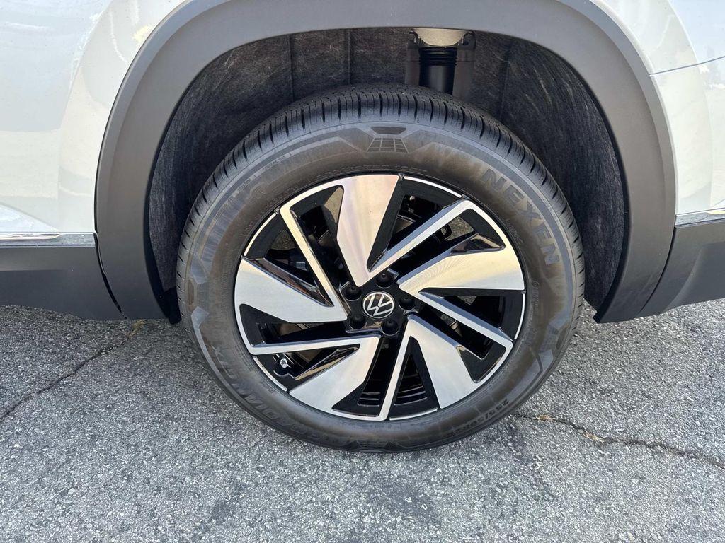 new 2026 Volkswagen Atlas car, priced at $52,813