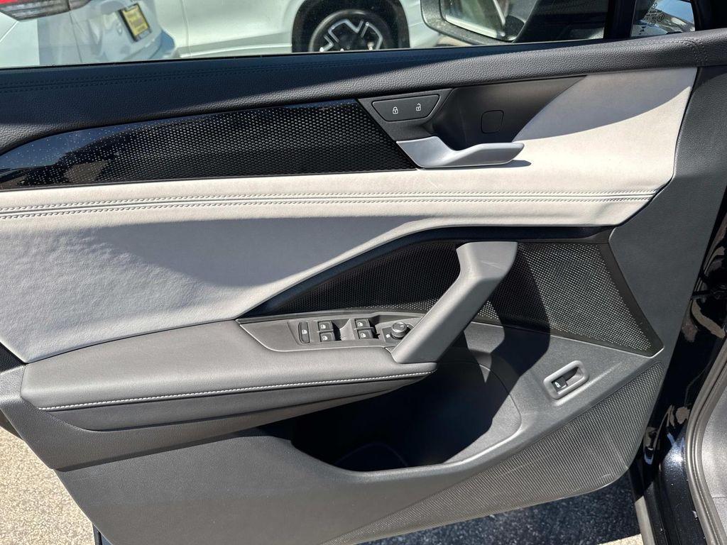 new 2025 Volkswagen Tiguan car, priced at $34,421