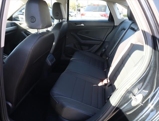 used 2021 Volkswagen Jetta car