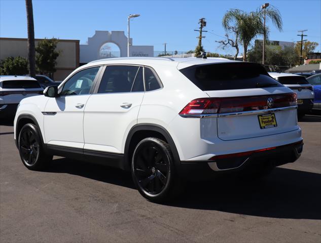 new 2025 Volkswagen Atlas Cross Sport car