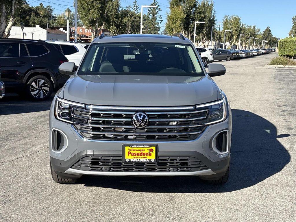 new 2026 Volkswagen Atlas car, priced at $48,718