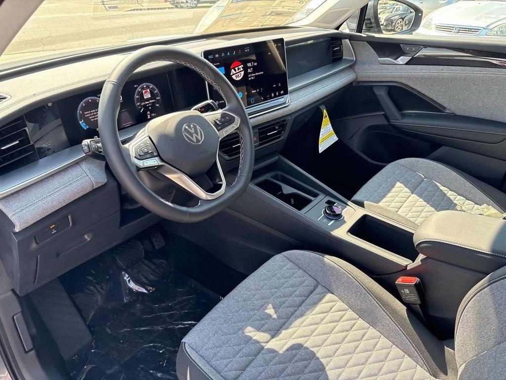 new 2025 Volkswagen Tiguan car, priced at $32,261