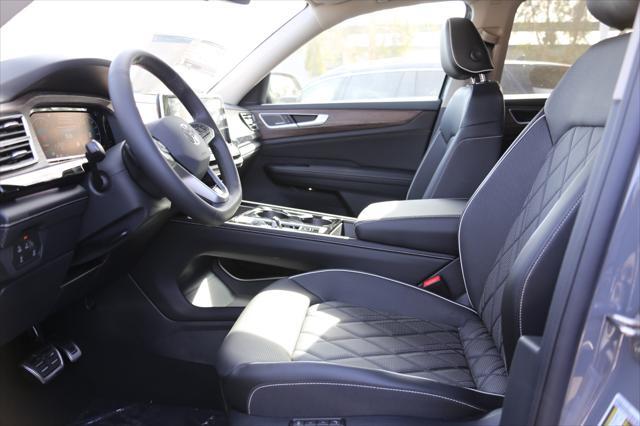 new 2025 Volkswagen Atlas car