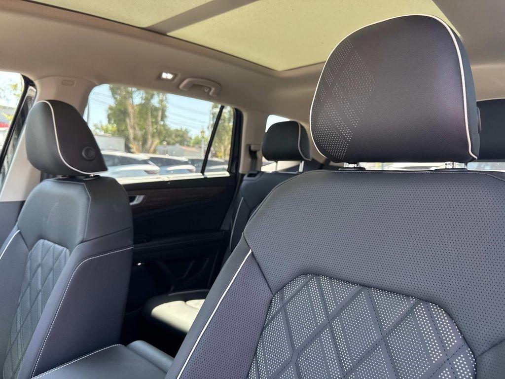 new 2025 Volkswagen Atlas car, priced at $54,500