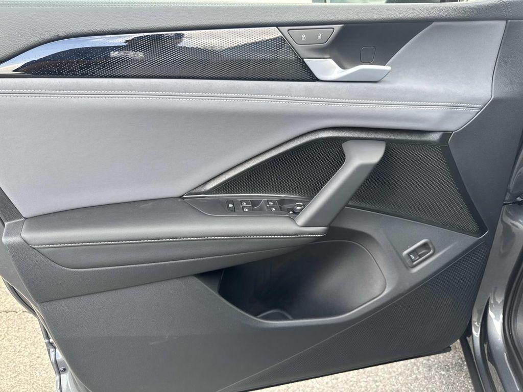 new 2026 Volkswagen Tiguan car, priced at $39,607