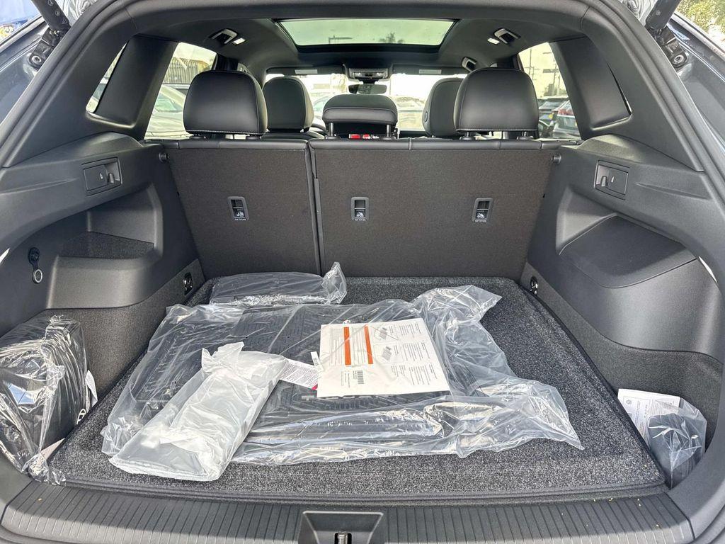 new 2026 Volkswagen Tiguan car, priced at $39,607