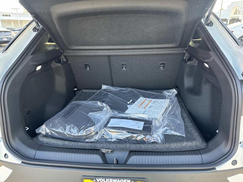 new 2025 Volkswagen ID.4 car, priced at $51,171