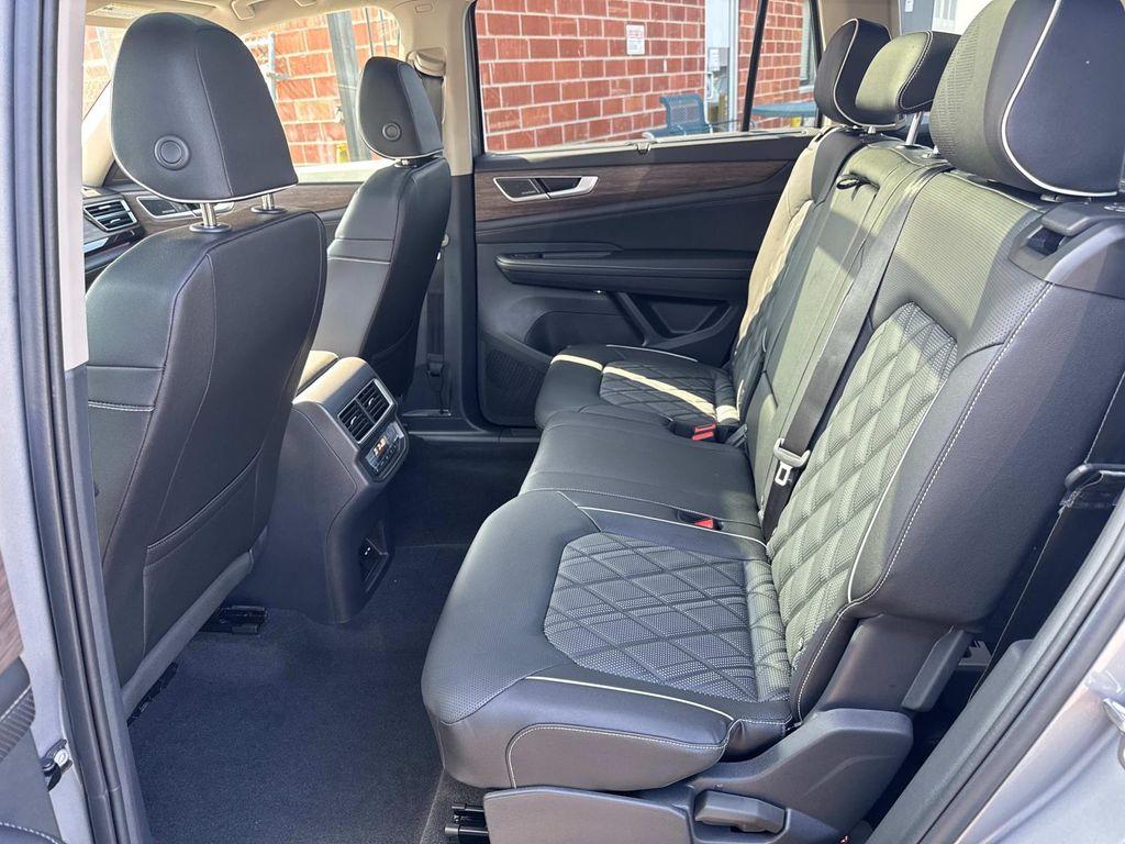 new 2025 Volkswagen Atlas car, priced at $54,500