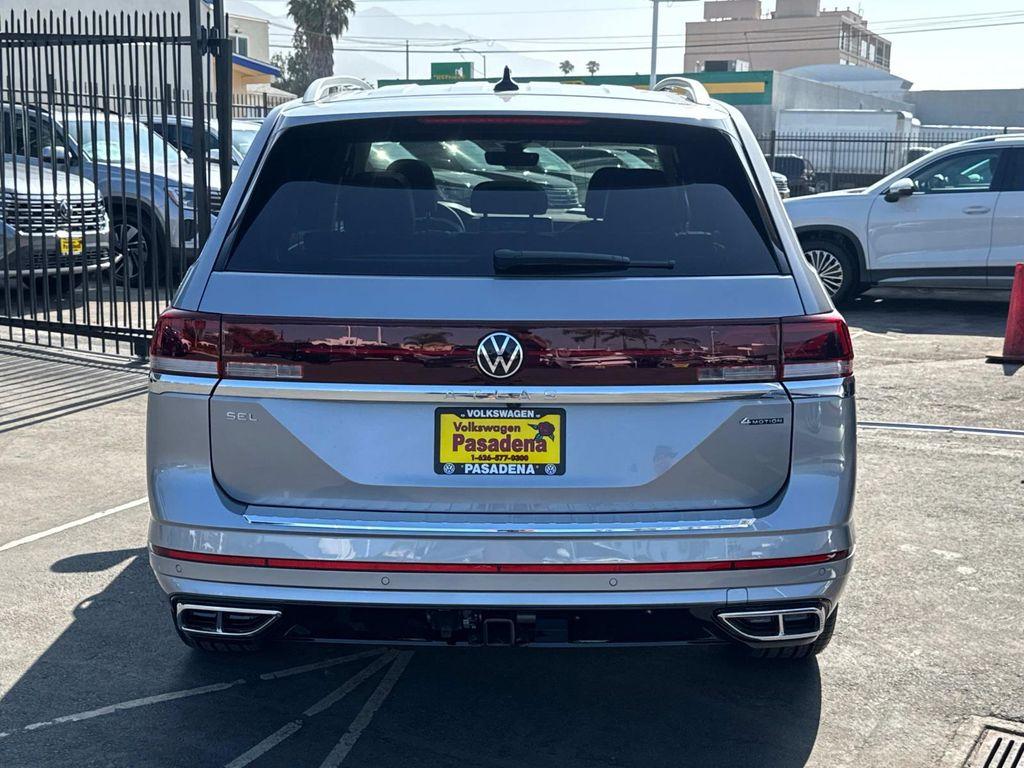 new 2025 Volkswagen Atlas car, priced at $54,500