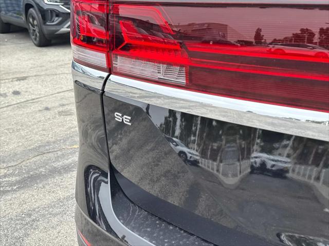 new 2025 Volkswagen Atlas car, priced at $43,500