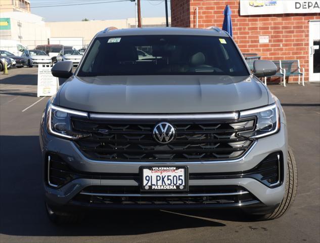 used 2024 Volkswagen Atlas Cross Sport car