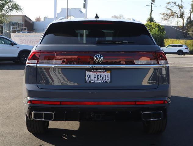 used 2024 Volkswagen Atlas Cross Sport car