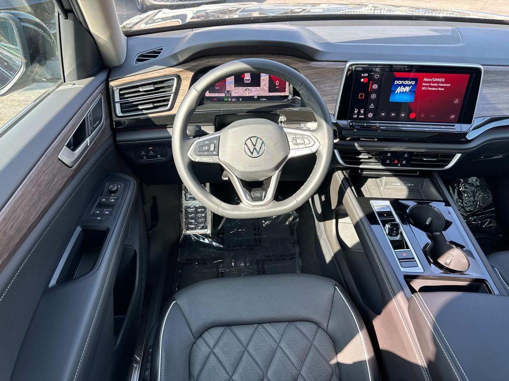 used 2025 Volkswagen Atlas car, priced at $47,998