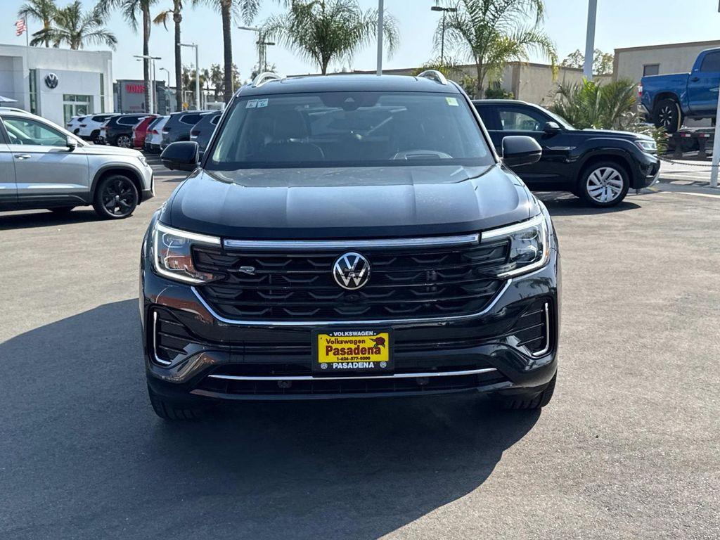 used 2025 Volkswagen Atlas car, priced at $47,998