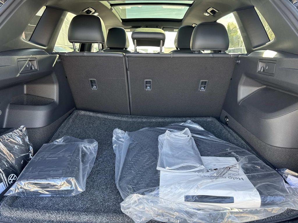 new 2025 Volkswagen Tiguan car, priced at $38,630