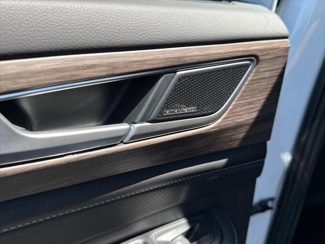 new 2025 Volkswagen Atlas car, priced at $56,500