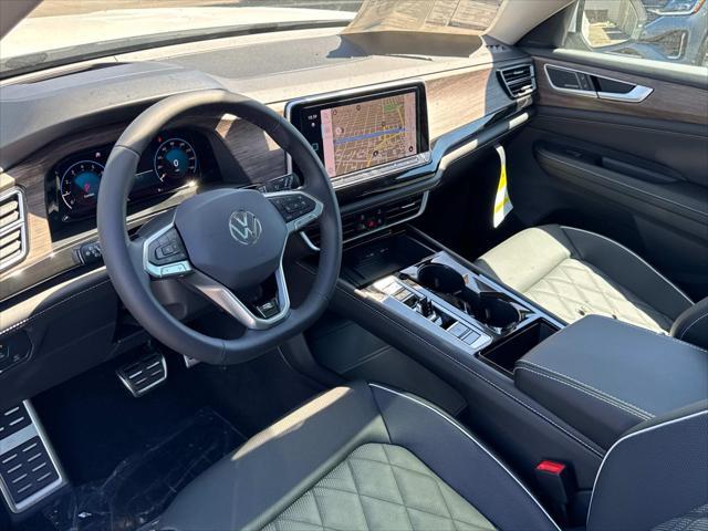 new 2025 Volkswagen Atlas car, priced at $56,500