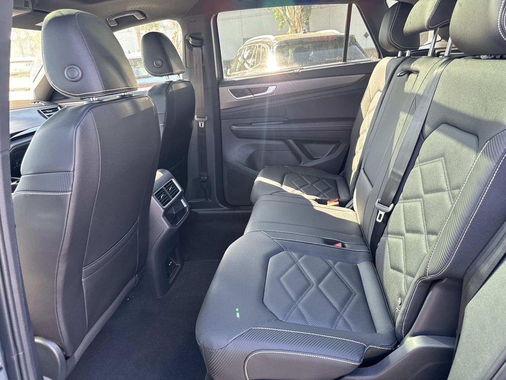 new 2026 Volkswagen Atlas Cross Sport car, priced at $49,124