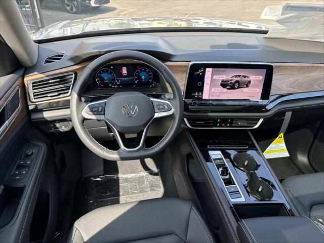 new 2025 Volkswagen Atlas car, priced at $45,500