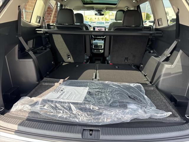 new 2025 Volkswagen Atlas car, priced at $45,500