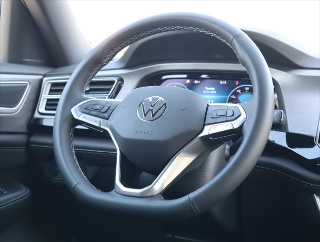 new 2025 Volkswagen Atlas Cross Sport car