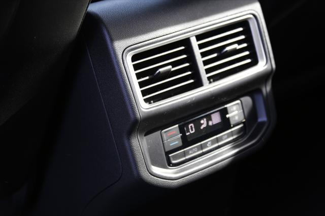new 2025 Volkswagen Atlas car