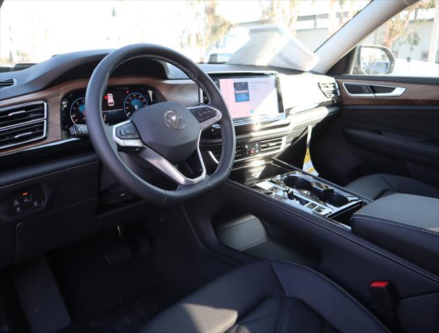 new 2025 Volkswagen Atlas car