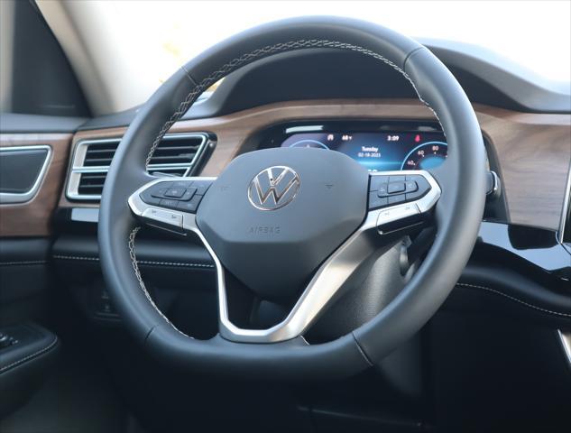 new 2025 Volkswagen Atlas car