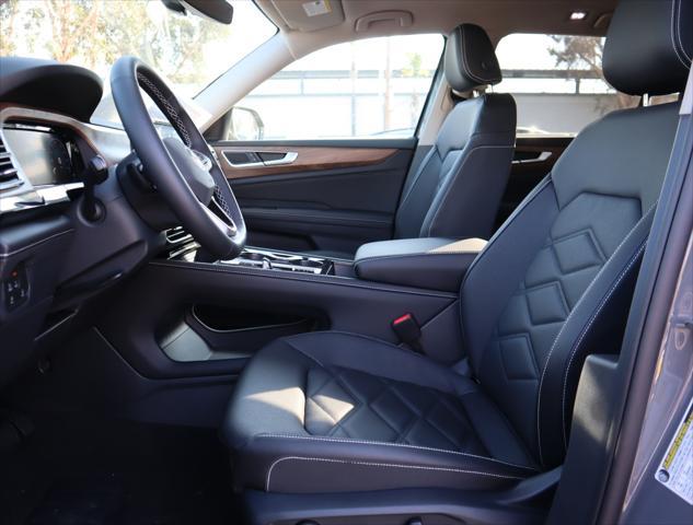 new 2025 Volkswagen Atlas car