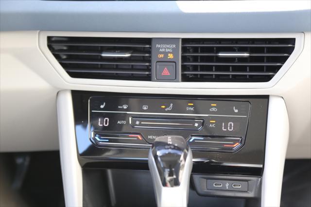 new 2025 Volkswagen Jetta car