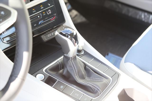 new 2025 Volkswagen Jetta car